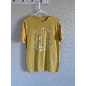 Yellowstone Mountain Scene Womens Graphic Tee Shirt Size Medium
